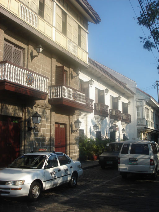 Intramuros tour gen luna street