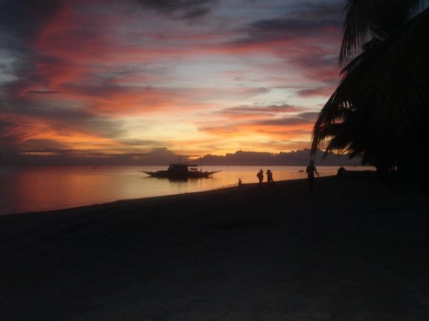 Bohol Pangloao Island sunset from Alona Beach 