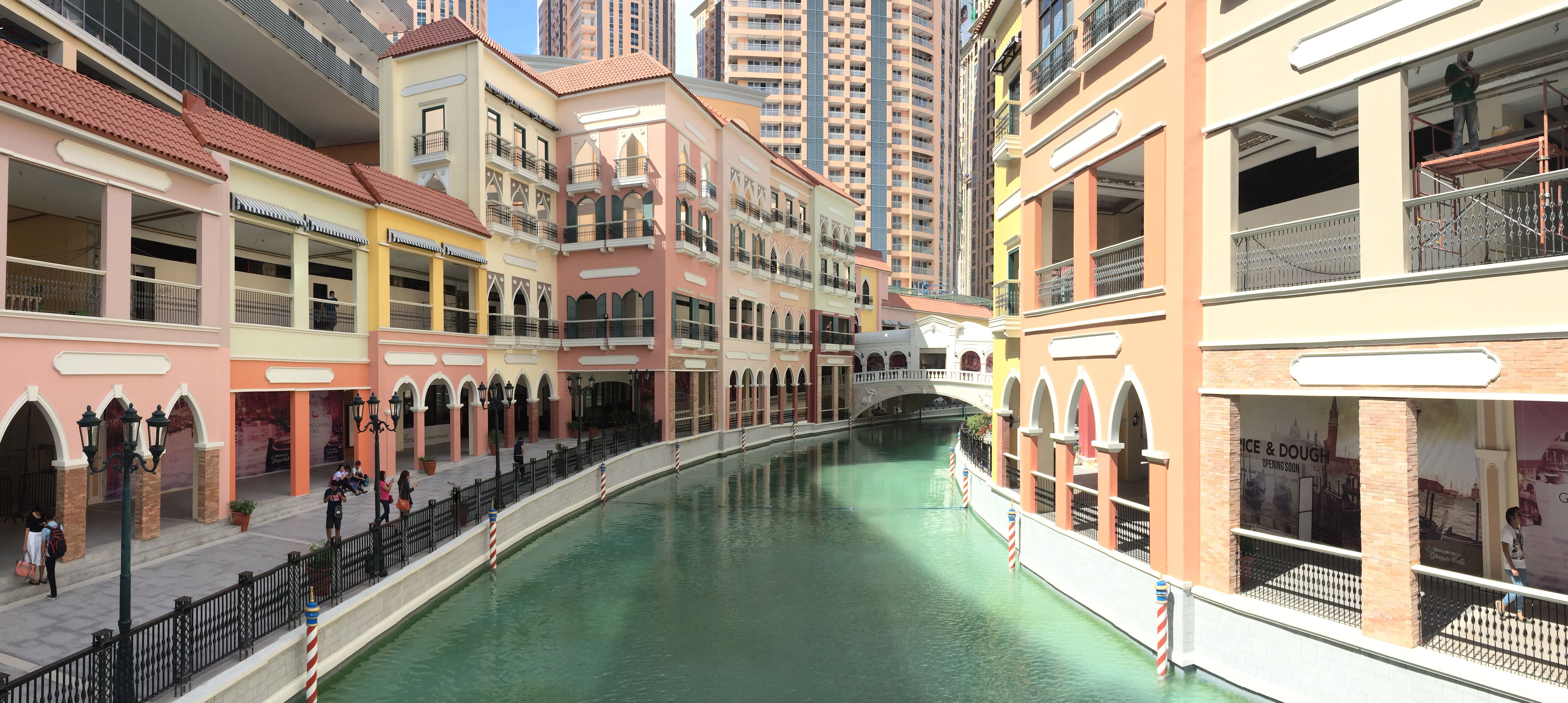 Mckinley Venice Grand Canal Mall
