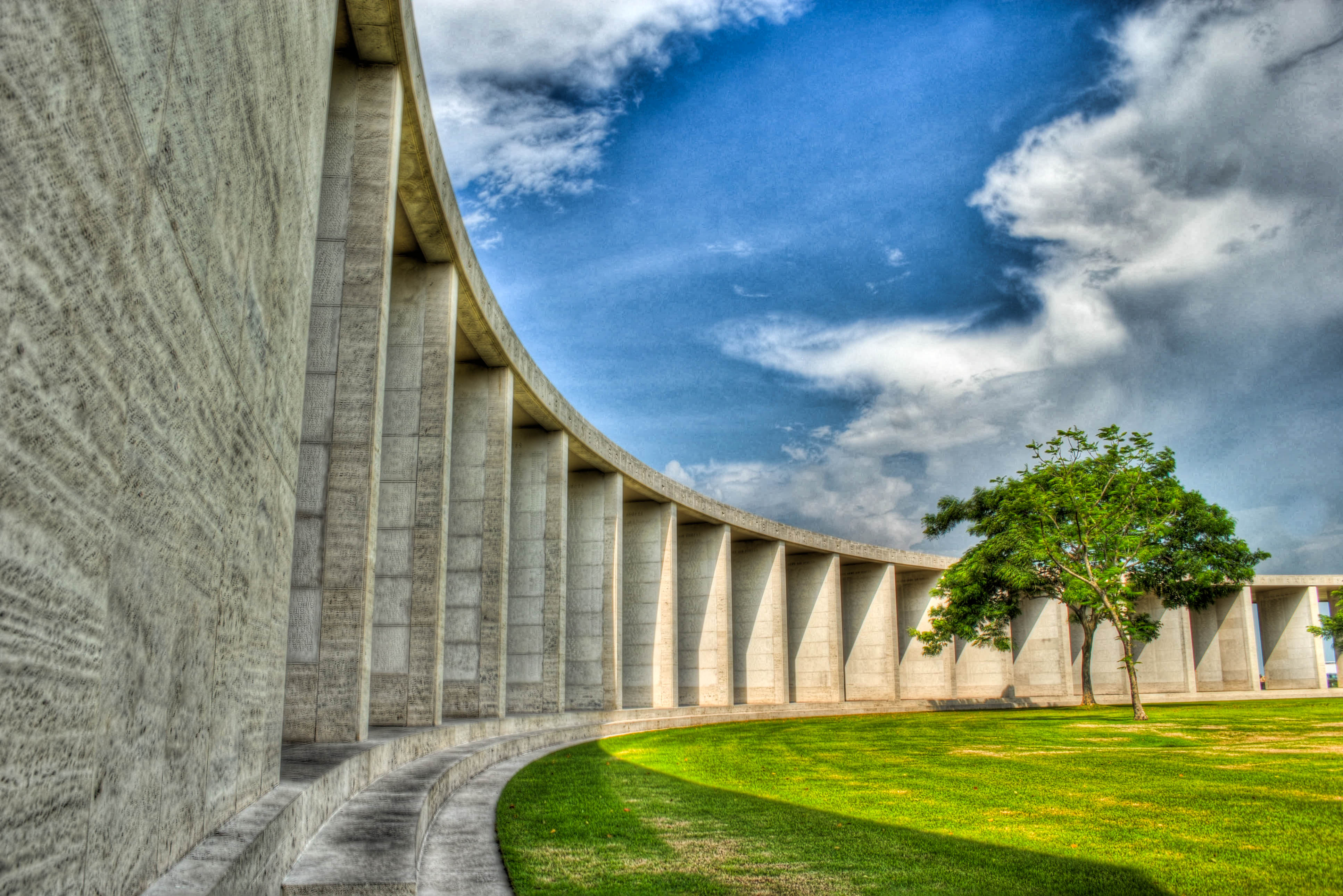 Manila American Cemetery 